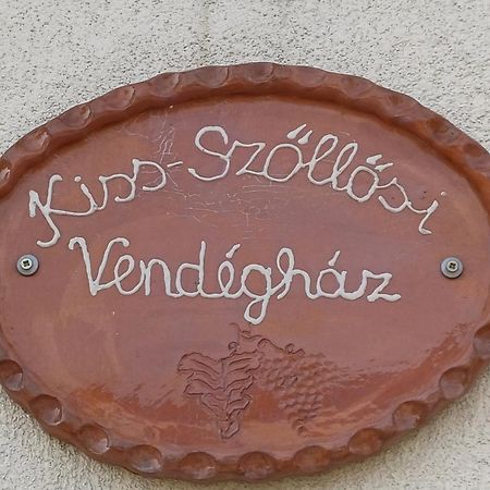 Kiss-Szollosi Vendeghaz ديبريتْسين المظهر الخارجي الصورة